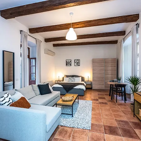 Charles In Old Town Appartement *