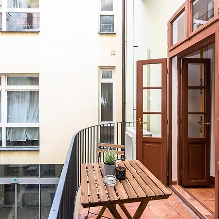 Charles In Old Town Appartement *