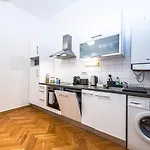 Apartamento Charles In Old Town *